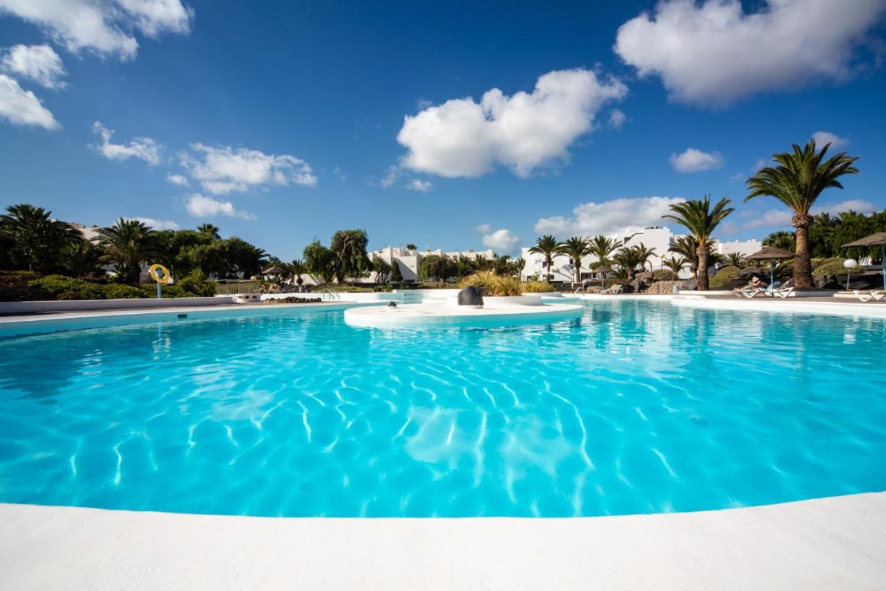 Manrique'S Holidays Costa Teguise Exteriör bild